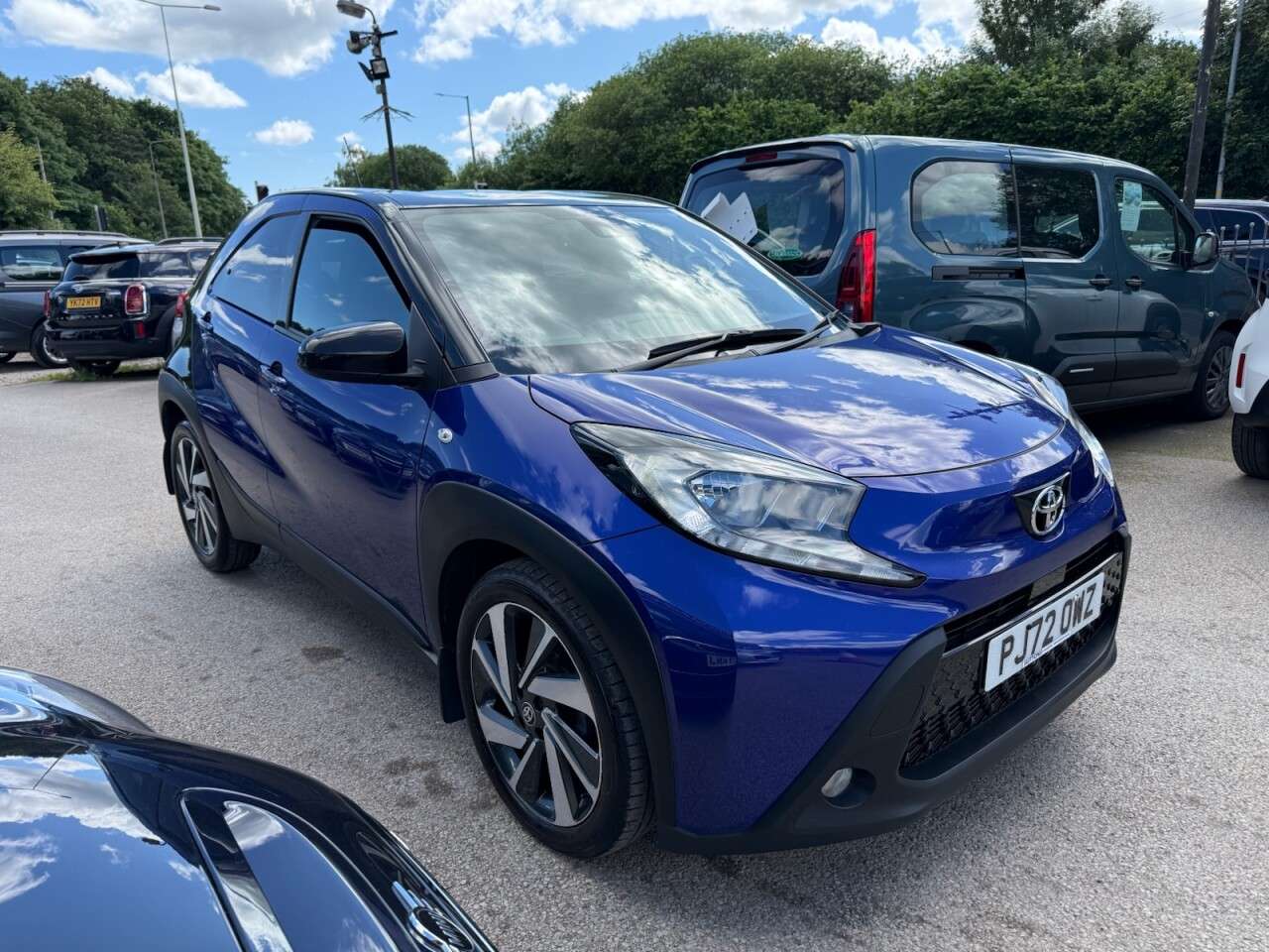 2023 TOYOTA AYGO X 2023 TOYOTA AYGO X