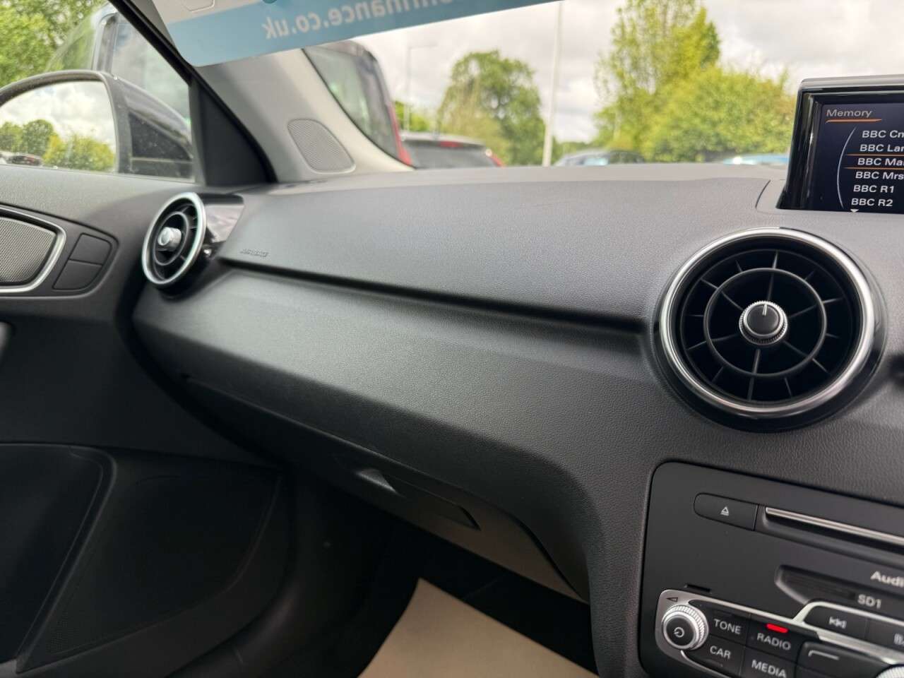 2016 AUDI A1 2016 AUDI A1