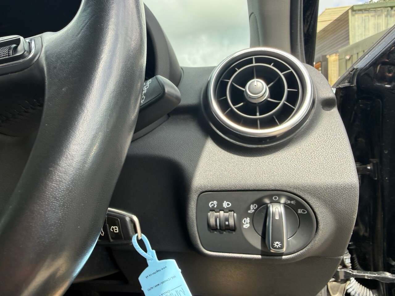 2016 AUDI A1 2016 AUDI A1