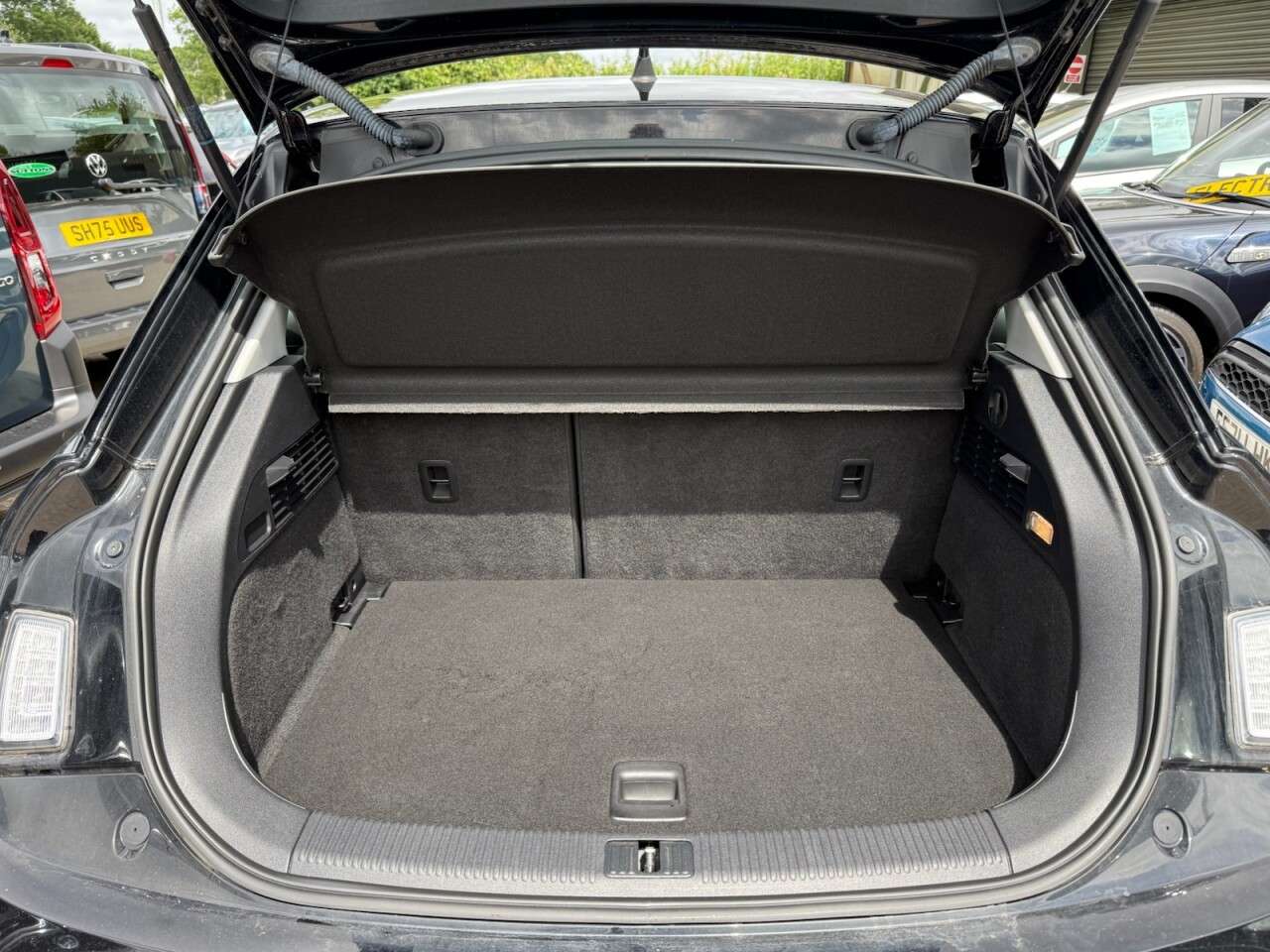 2016 AUDI A1 2016 AUDI A1