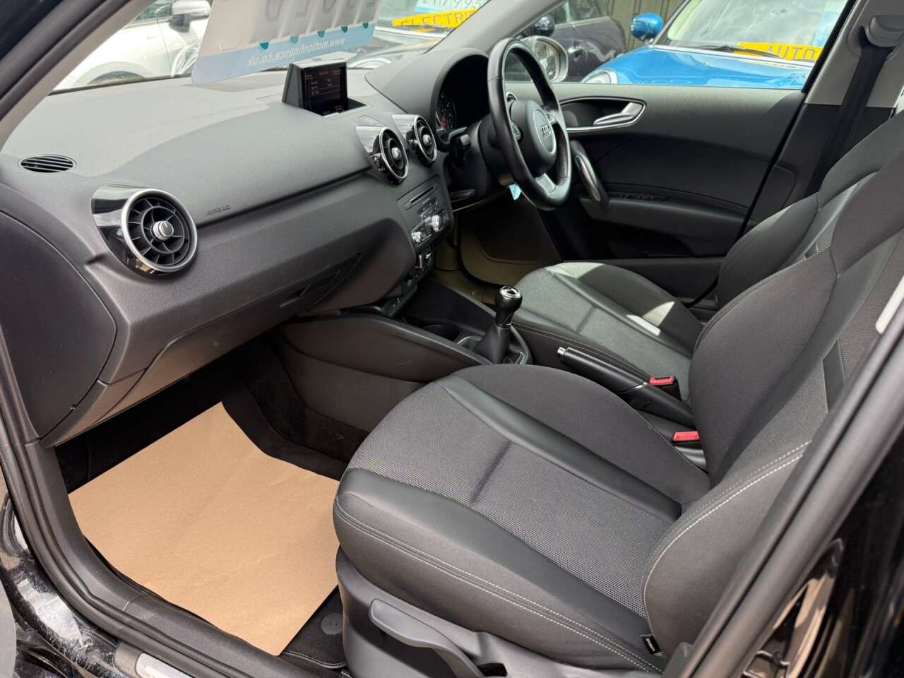 2016 AUDI A1 2016 AUDI A1
