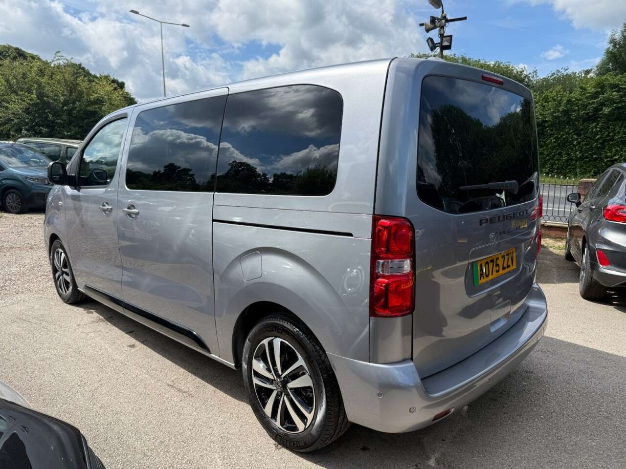 2025 PEUGEOT E- TRAVELLER 2025 PEUGEOT E- TRAVELLER