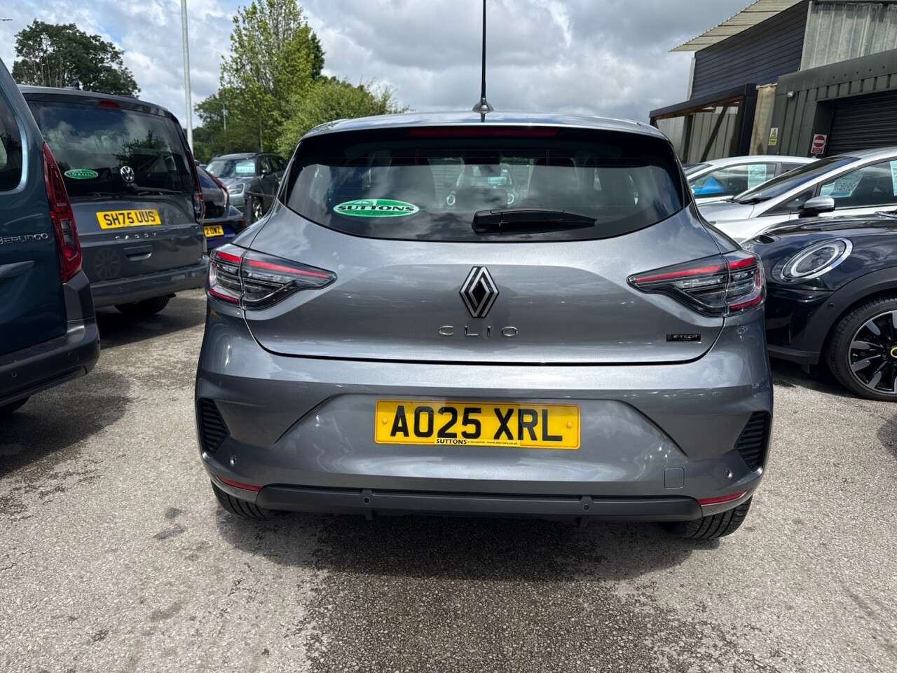 2025 RENAULT CLIO 2025 RENAULT CLIO