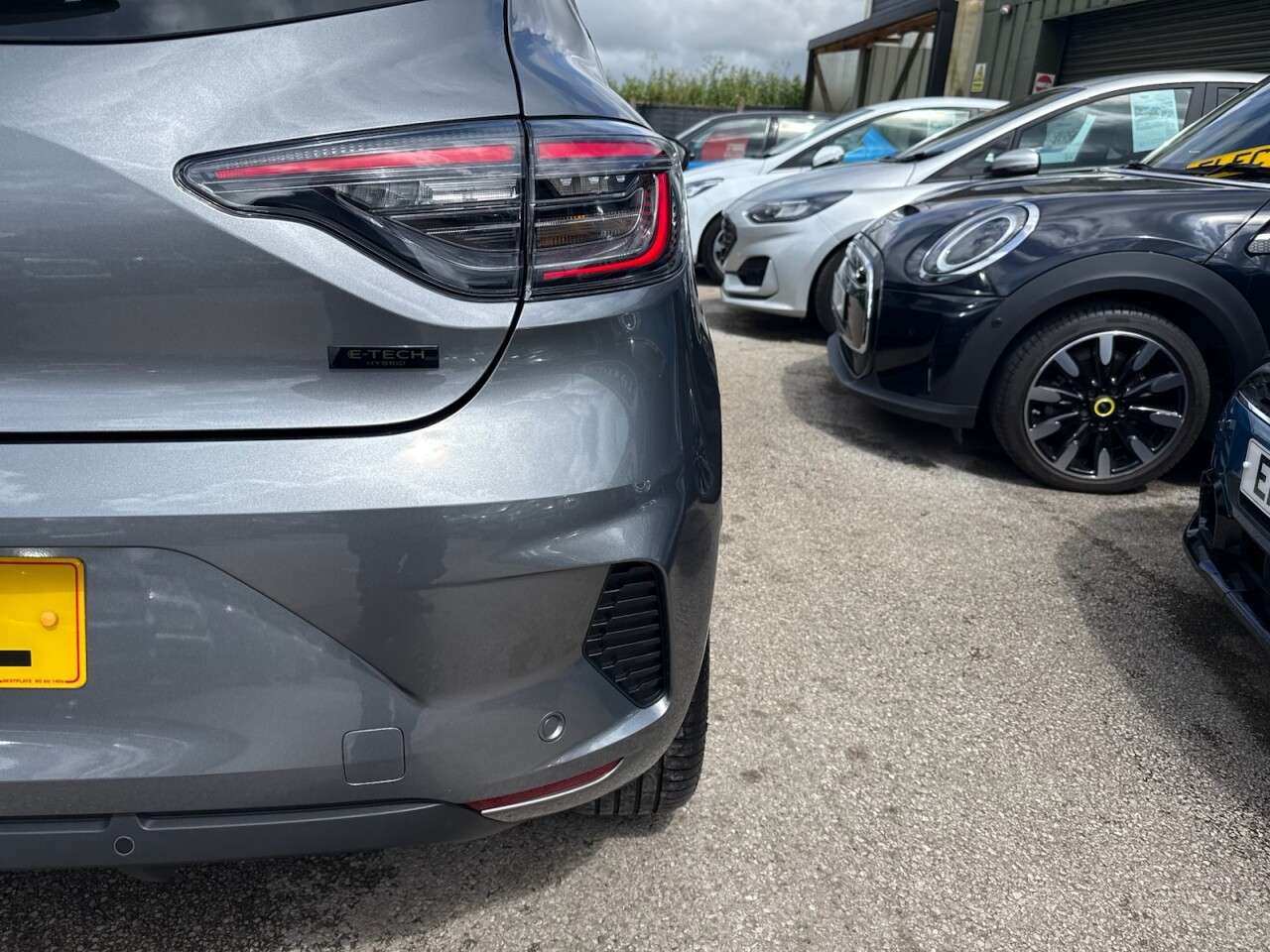 2025 RENAULT CLIO 2025 RENAULT CLIO