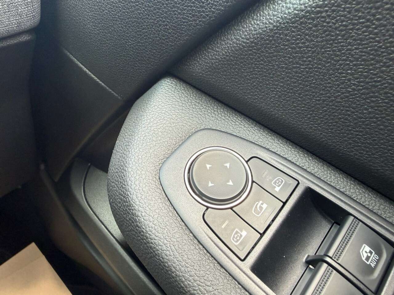 2025 RENAULT CLIO 2025 RENAULT CLIO