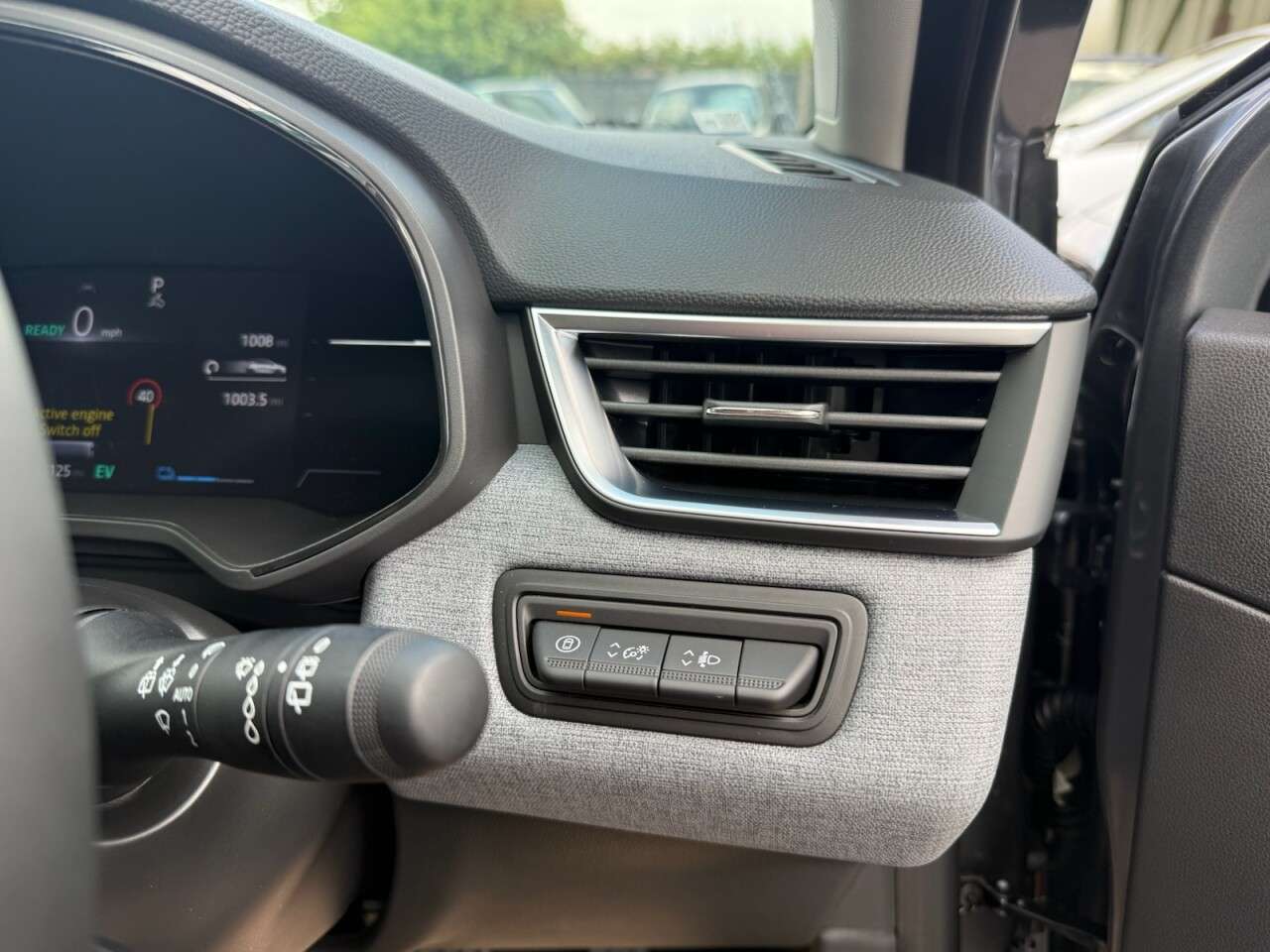 2025 RENAULT CLIO 2025 RENAULT CLIO