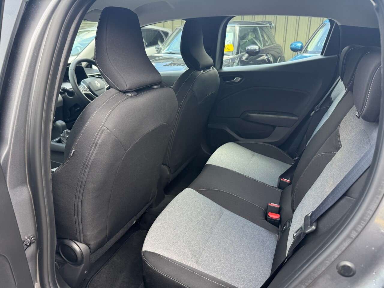 2025 RENAULT CLIO 2025 RENAULT CLIO