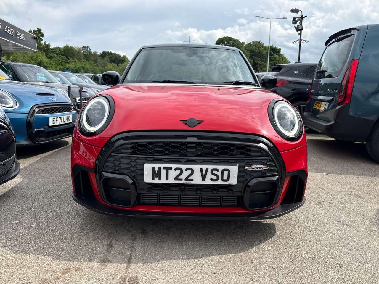 A 2022 MINI HATCH 1.5 Cooper Sport Hatchback 5dr Petrol Steptronic Euro 6 (s/s) (136 ps) NAVI A 2022 MINI HATCH 1.5 Cooper Sport Hatchback 5dr Petrol Steptronic Euro 6 (s/s) (136 ps) NAVI