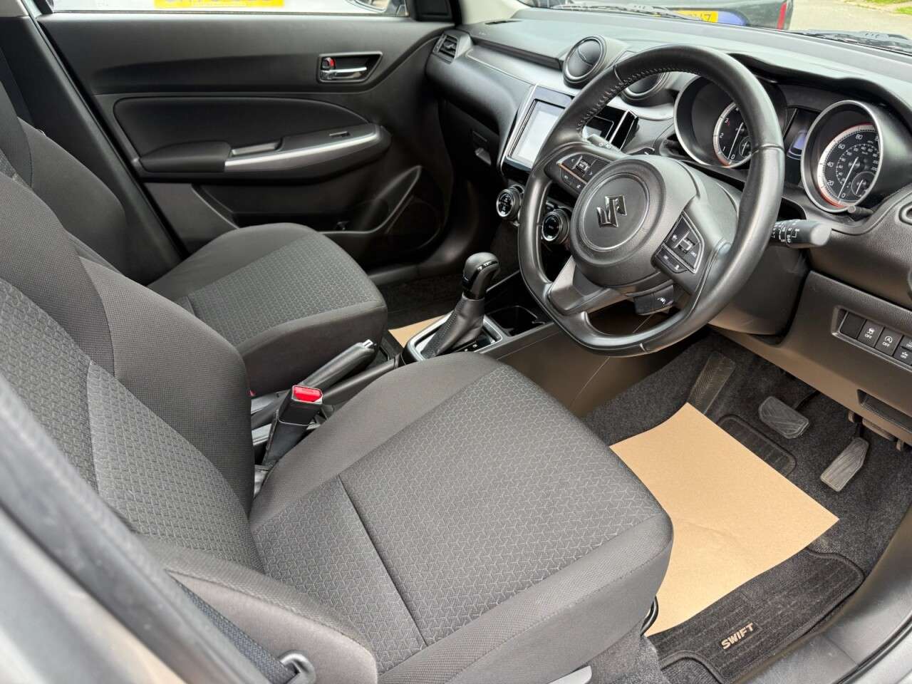 2021 SUZUKI SWIFT 2021 SUZUKI SWIFT