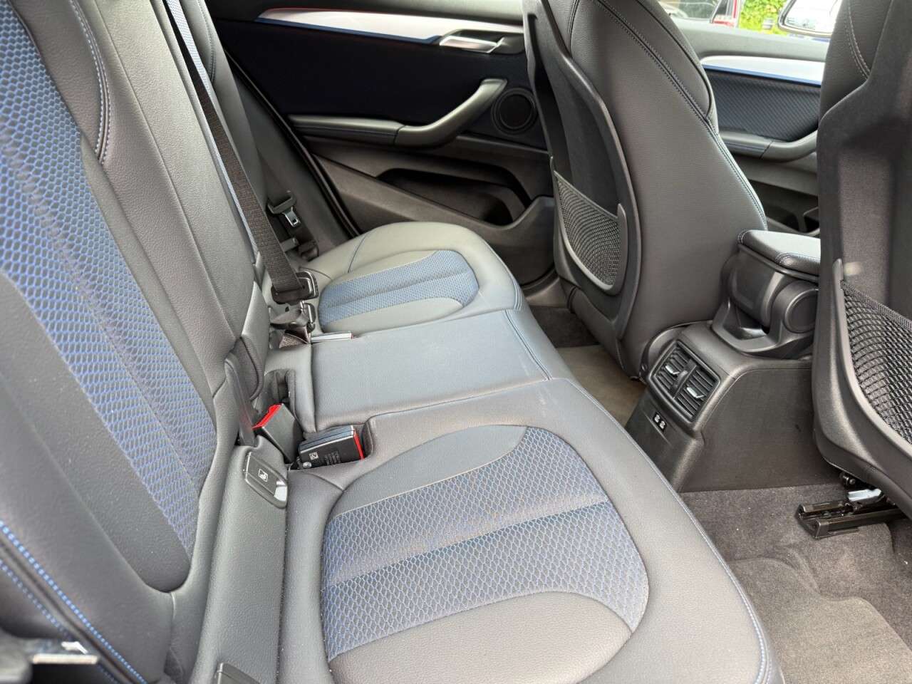 2023 BMW X2 2023 BMW X2