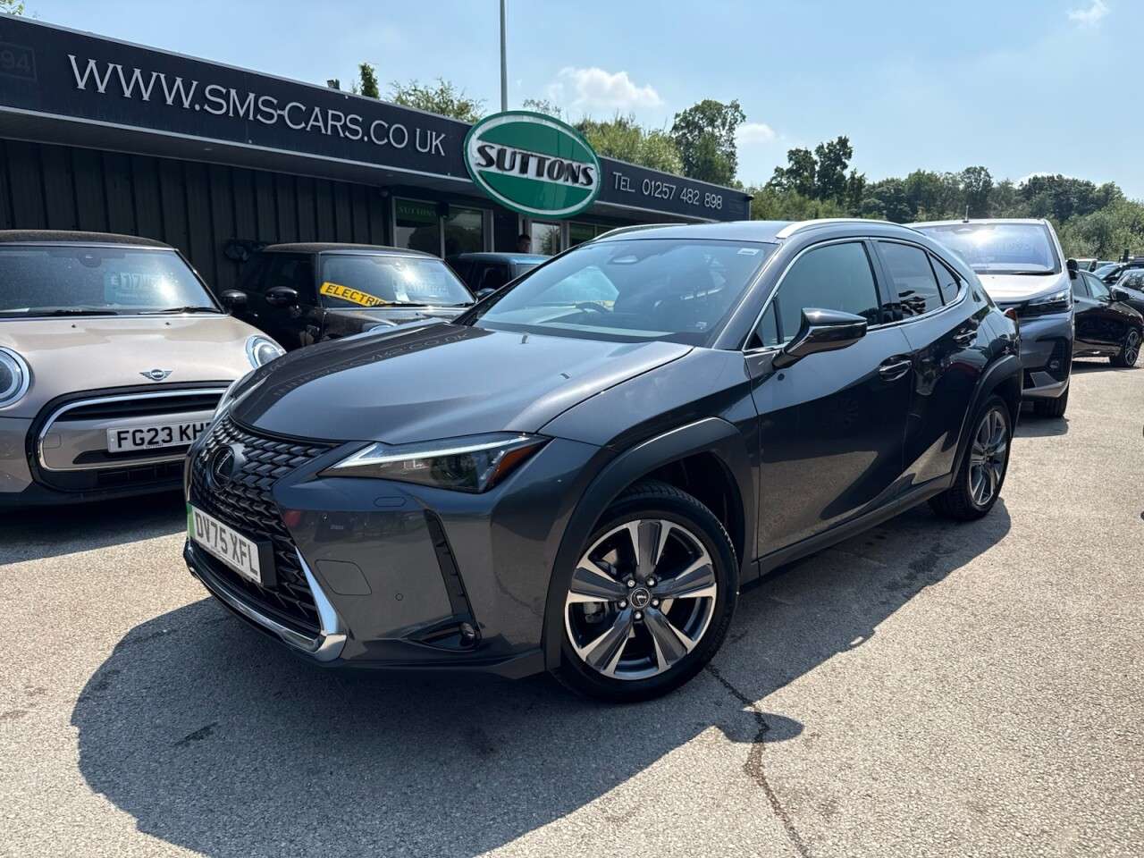 A 2025 LEXUS UX 300e 72.8kWh Premium Plus SUV 5dr Electric Auto (204 ps) APPLE CAR PLAY, RE A 2025 LEXUS UX 300e 72.8kWh Premium Plus SUV 5dr Electric Auto (204 ps) APPLE CAR PLAY, RE