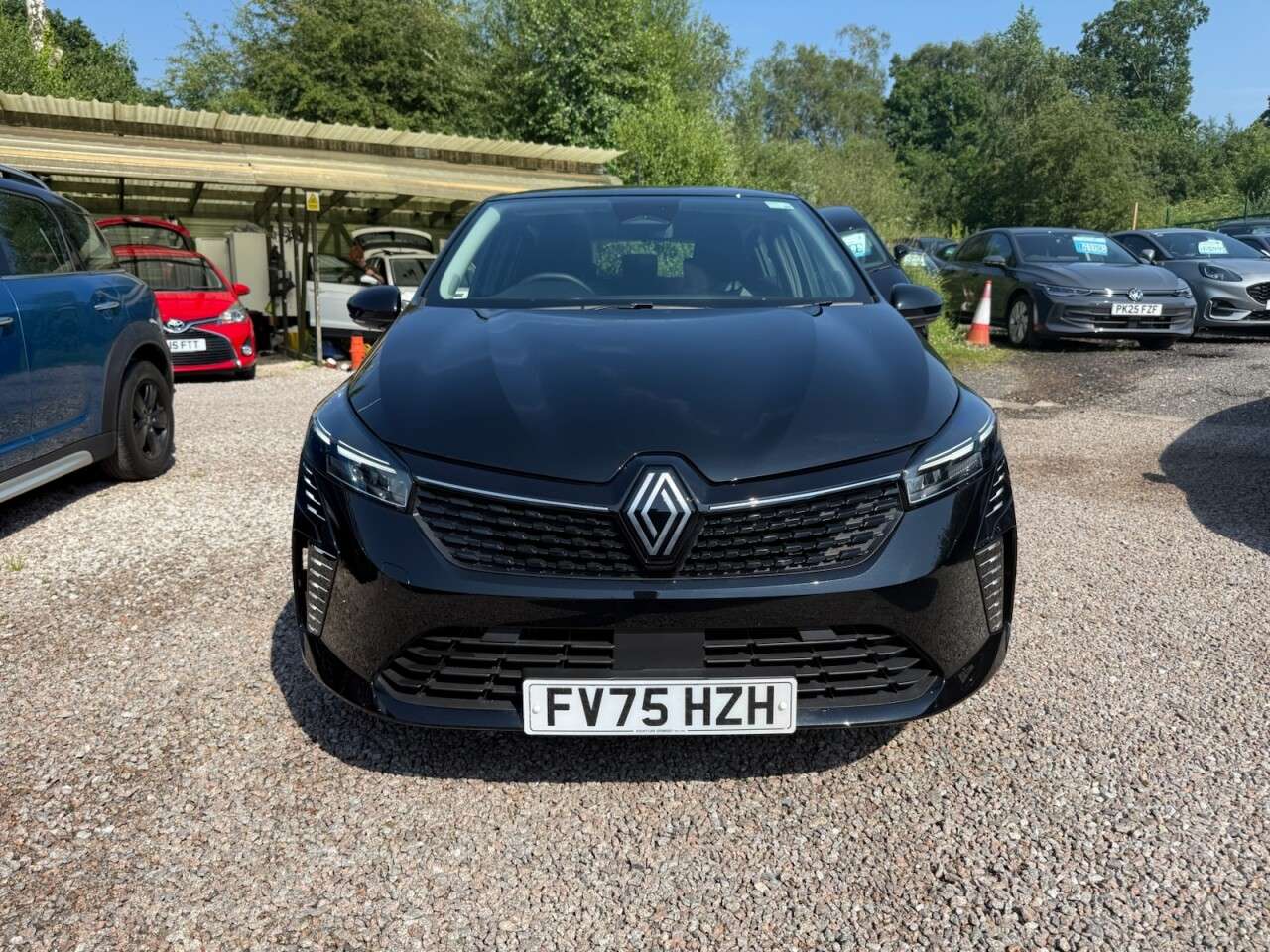 2025 RENAULT CLIO 2025 RENAULT CLIO
