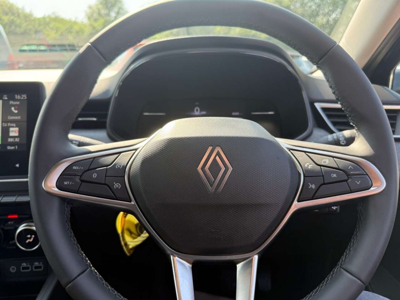 2025 RENAULT CLIO 2025 RENAULT CLIO