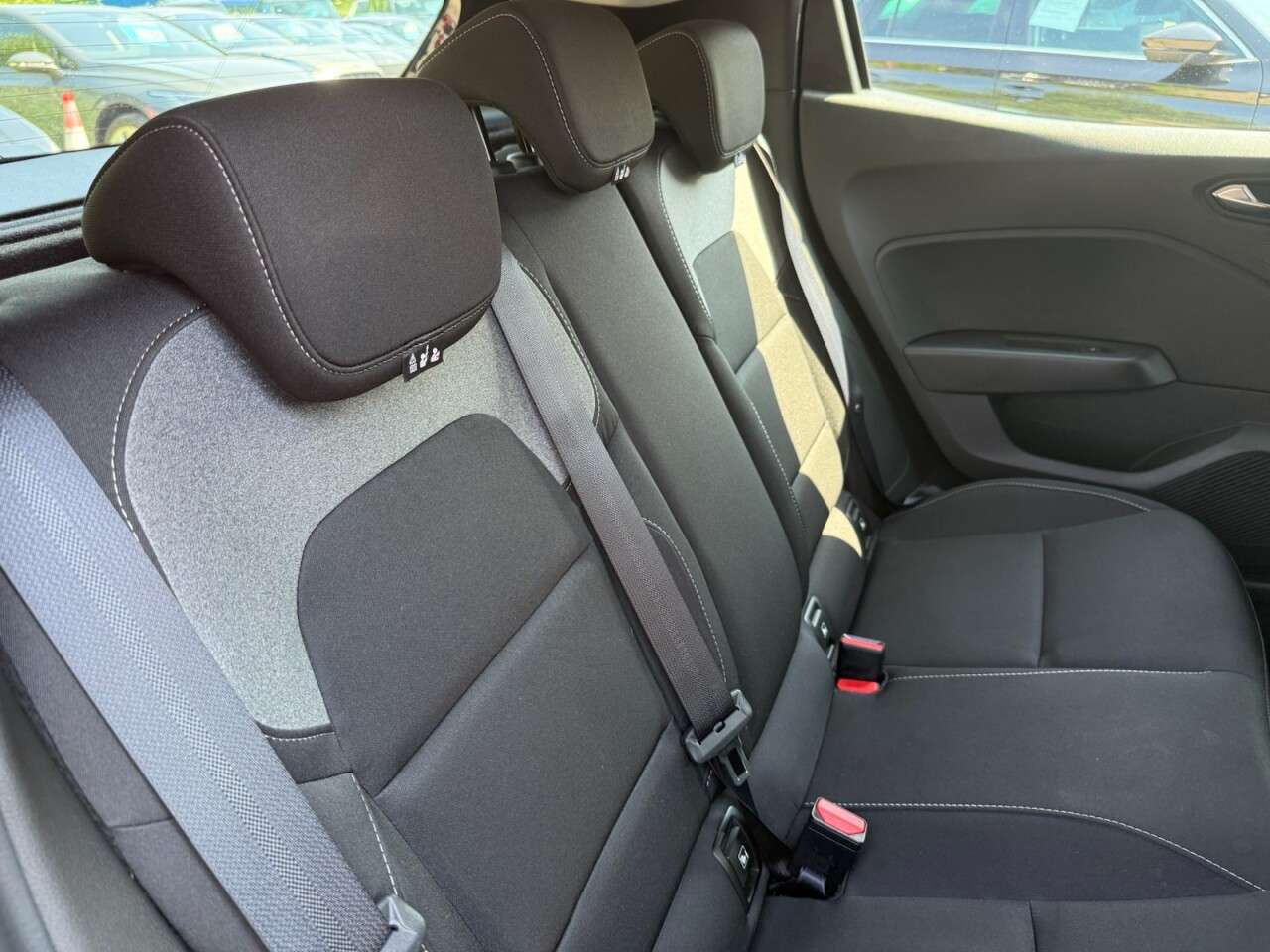 2025 RENAULT CLIO 2025 RENAULT CLIO