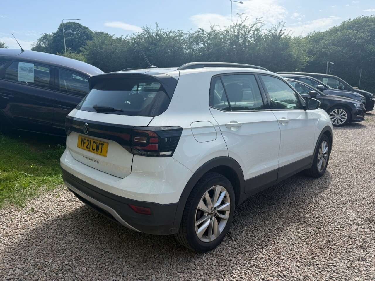 A 2021 VOLKSWAGEN T-CROSS 1.0 TSI SE SUV 5dr Petrol Manual Euro 6 (s/s) (110 ps) A 2021 VOLKSWAGEN T-CROSS 1.0 TSI SE SUV 5dr Petrol Manual Euro 6 (s/s) (110 ps)