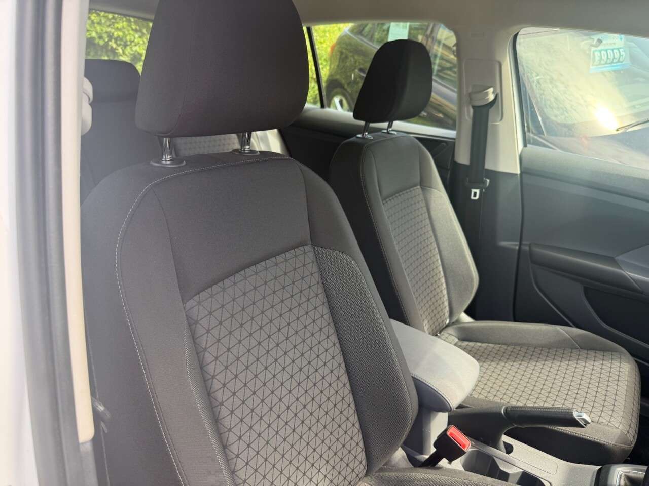 A 2021 VOLKSWAGEN T-CROSS 1.0 TSI SE SUV 5dr Petrol Manual Euro 6 (s/s) (110 ps) A 2021 VOLKSWAGEN T-CROSS 1.0 TSI SE SUV 5dr Petrol Manual Euro 6 (s/s) (110 ps)