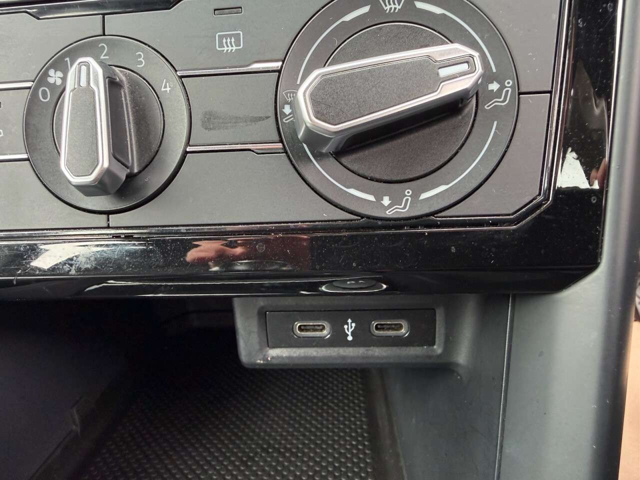2021 VOLKSWAGEN T-CROSS 2021 VOLKSWAGEN T-CROSS