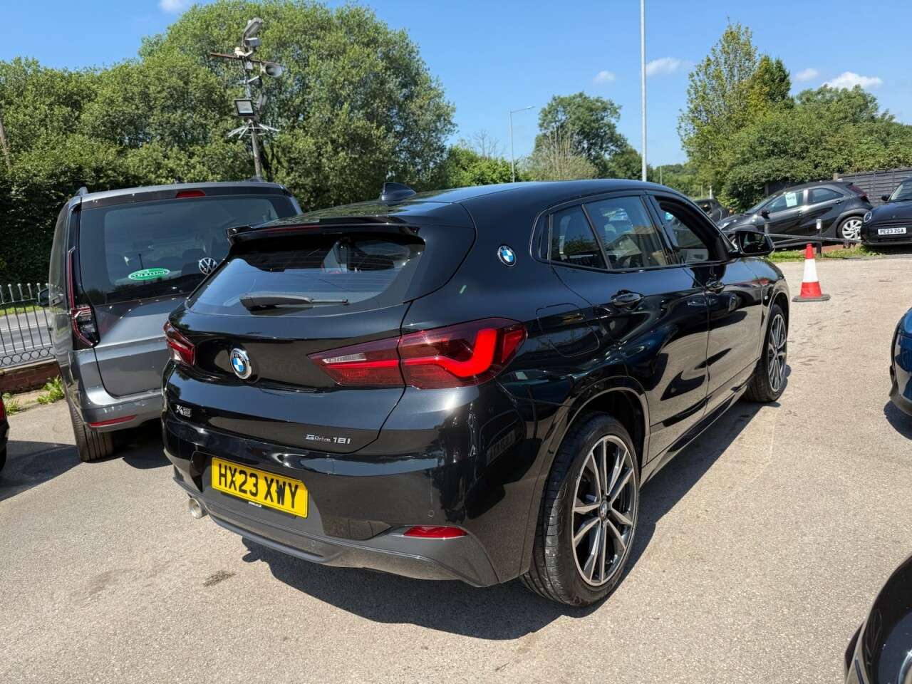 A 2023 BMW X2 1.5 18i M Sport SUV 5dr Petrol Manual sDrive Euro 6 (s/s) (136 ps) 1 PRIVAT A 2023 BMW X2 1.5 18i M Sport SUV 5dr Petrol Manual sDrive Euro 6 (s/s) (136 ps) 1 PRIVAT
