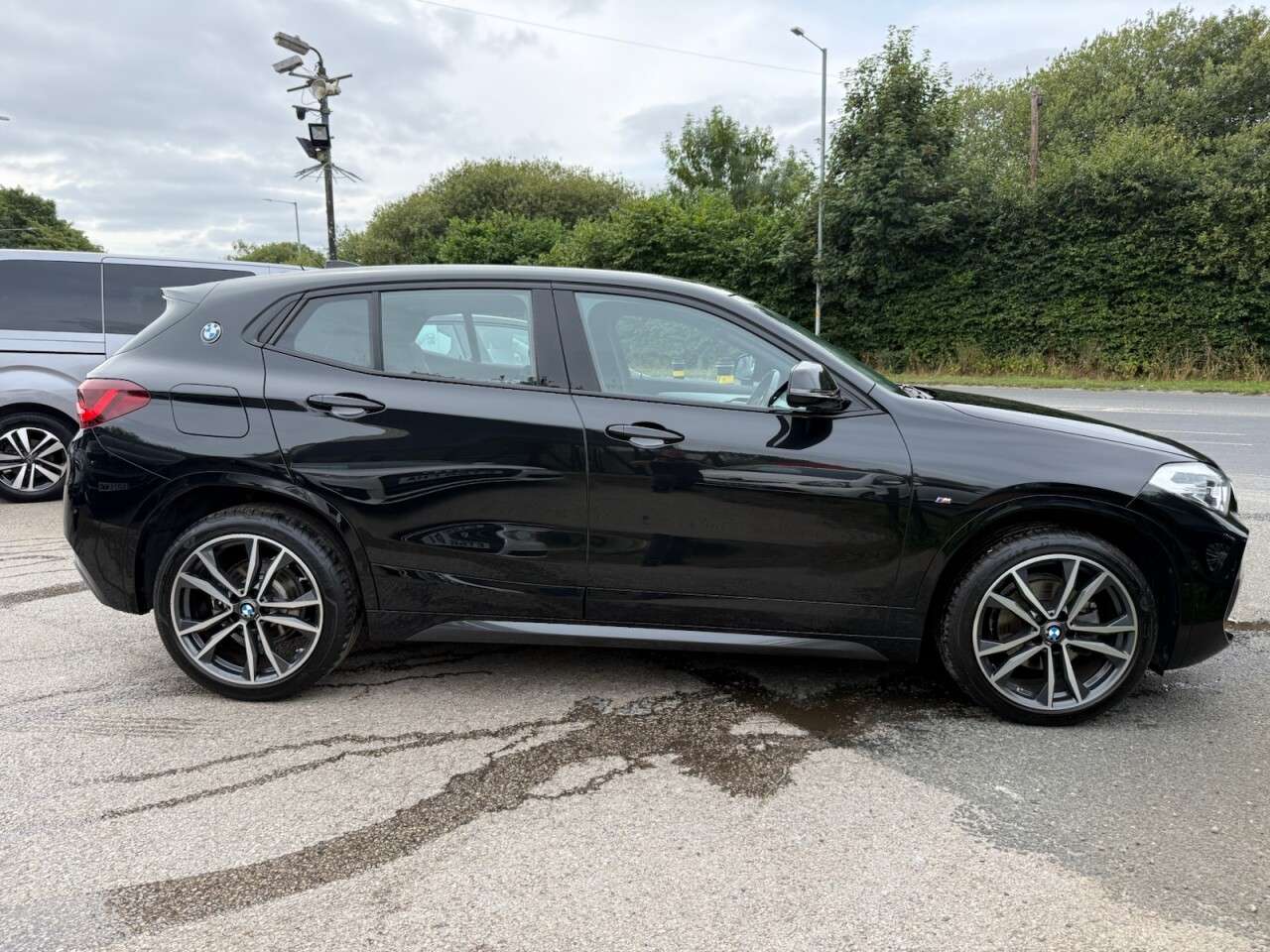 A 2023 BMW X2 1.5 18i M Sport SUV 5dr Petrol Manual sDrive Euro 6 (s/s) (136 ps) 1 PRIVAT A 2023 BMW X2 1.5 18i M Sport SUV 5dr Petrol Manual sDrive Euro 6 (s/s) (136 ps) 1 PRIVAT