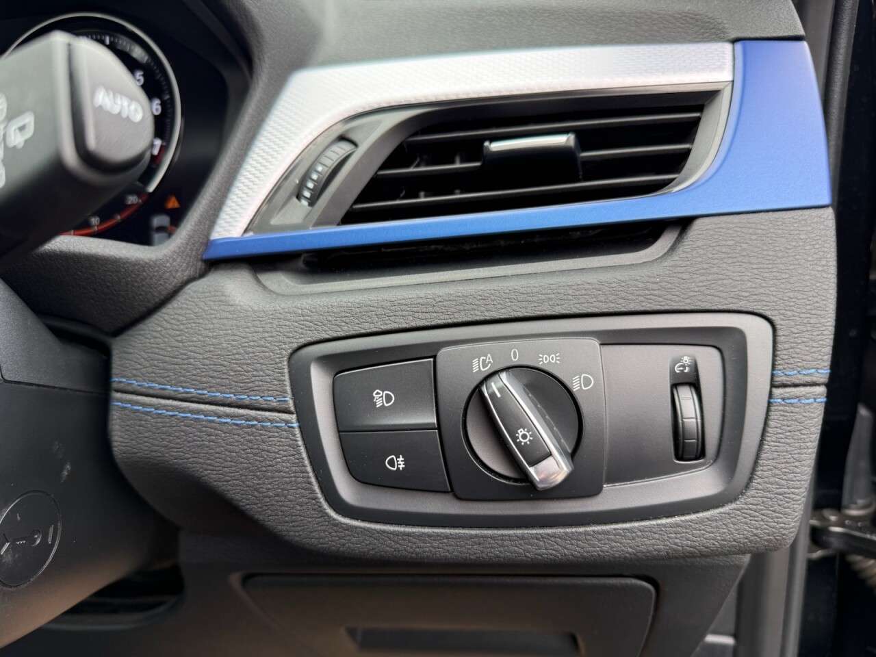 2023 BMW X2 2023 BMW X2