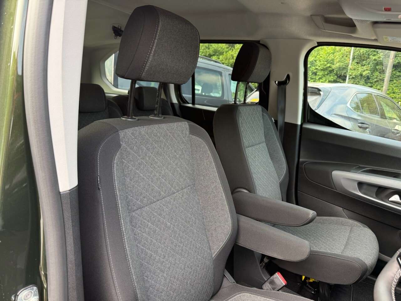 2025 VAUXHALL COMBO LIFE ELECTRIC 2025 VAUXHALL COMBO LIFE ELECTRIC