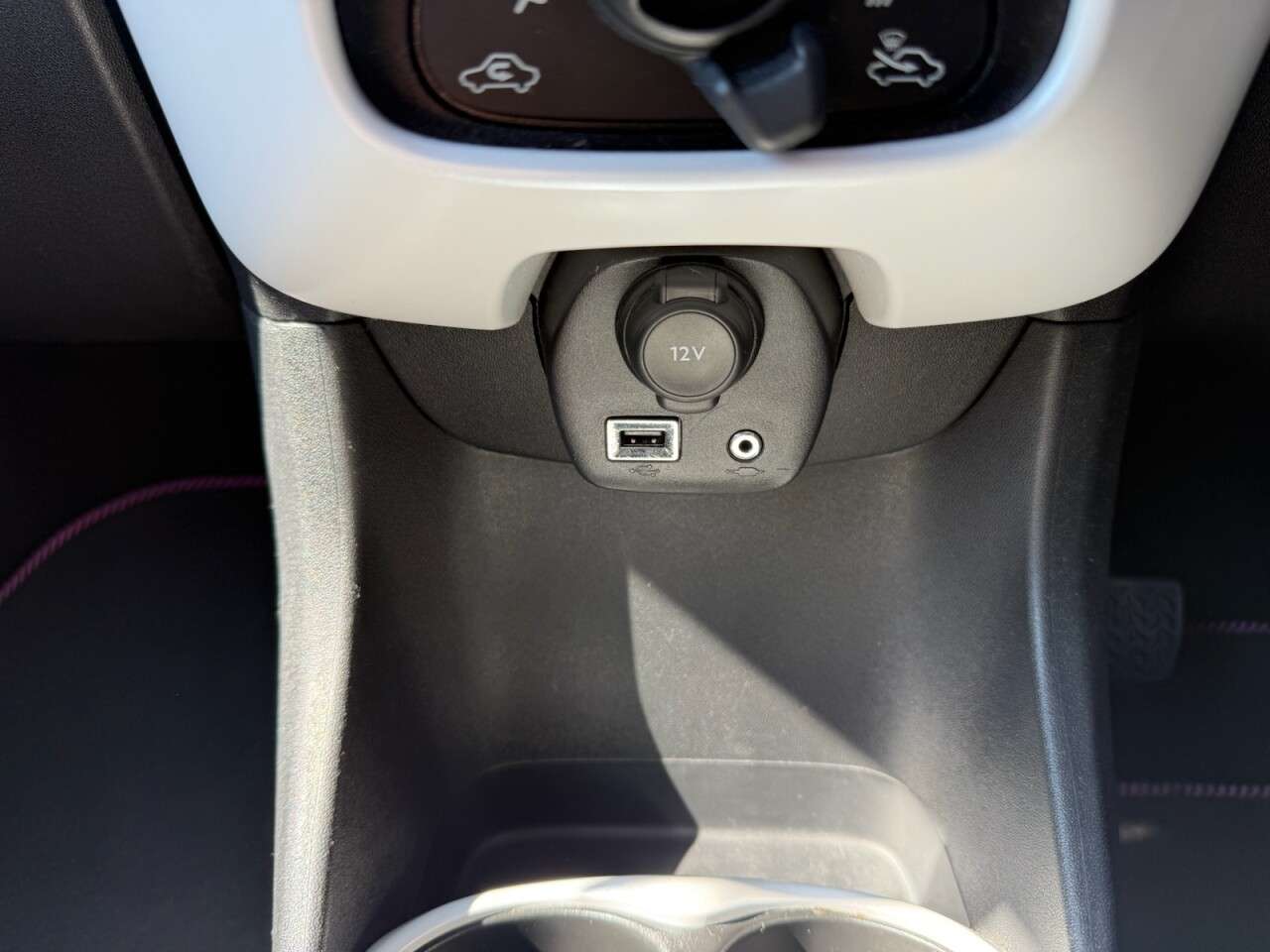 2016 TOYOTA AYGO 2016 TOYOTA AYGO