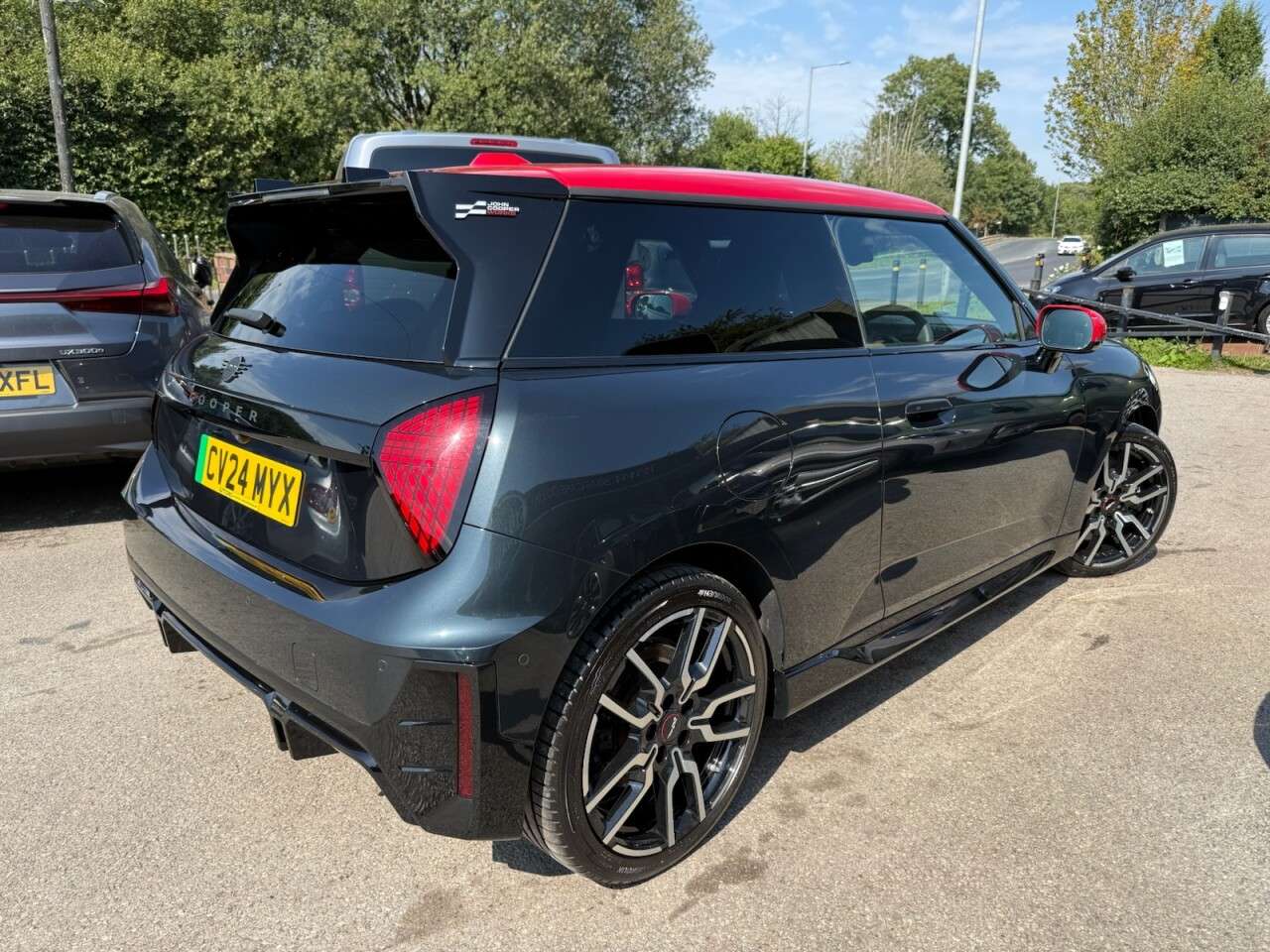 A 2024 MINI ELECTRIC COOPER E 40.7kWh Sport Hatchback 3dr Electric Auto (184 ps) LEVEL 2 PACK ~ PAN GLA A 2024 MINI ELECTRIC COOPER E 40.7kWh Sport Hatchback 3dr Electric Auto (184 ps) LEVEL 2 PACK ~ PAN GLA