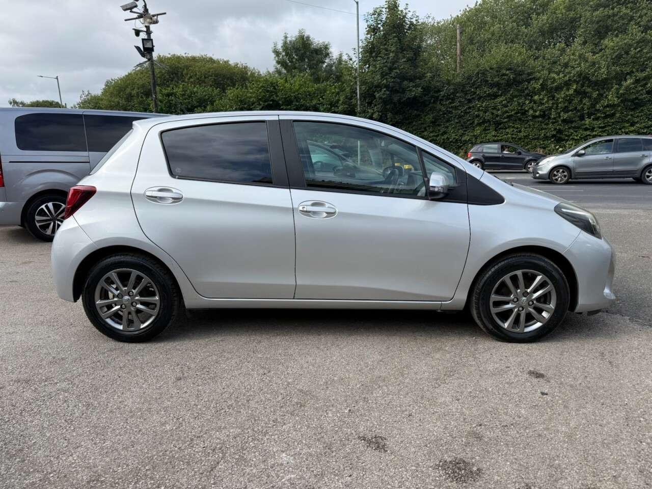2015 TOYOTA YARIS 2015 TOYOTA YARIS