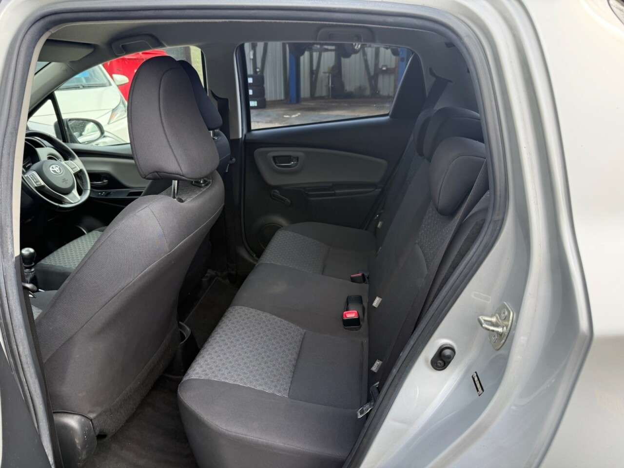 2015 TOYOTA YARIS 2015 TOYOTA YARIS