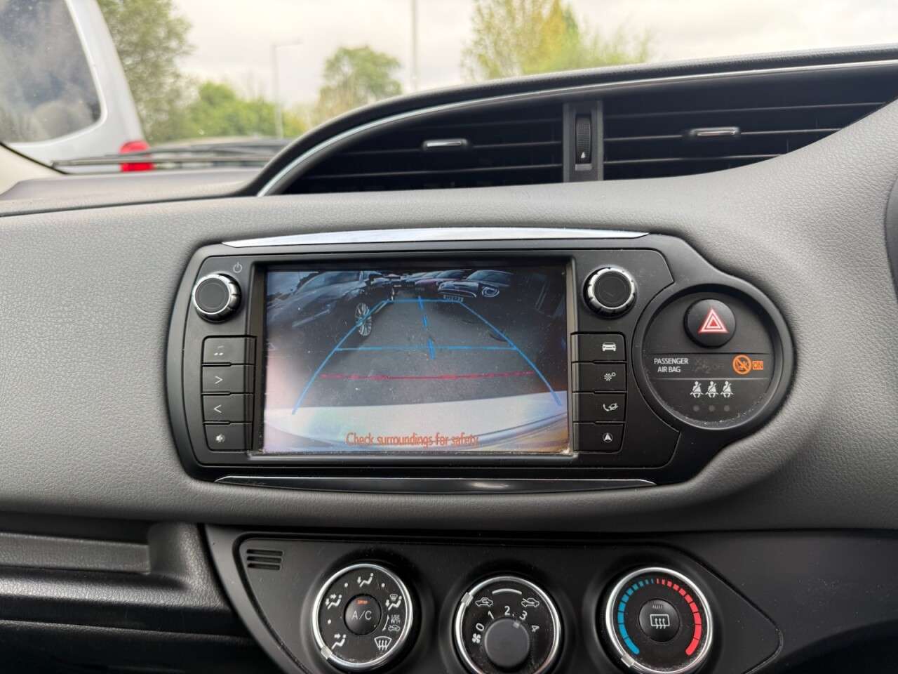 2015 TOYOTA YARIS 2015 TOYOTA YARIS