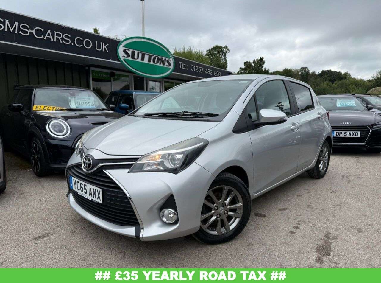A 2015 TOYOTA YARIS 1.33 Dual VVT-i Icon Hatchback 5dr Petrol Manual Euro 5 Euro 5 (99 ps) £35 A 2015 TOYOTA YARIS 1.33 Dual VVT-i Icon Hatchback 5dr Petrol Manual Euro 5 Euro 5 (99 ps) £35
