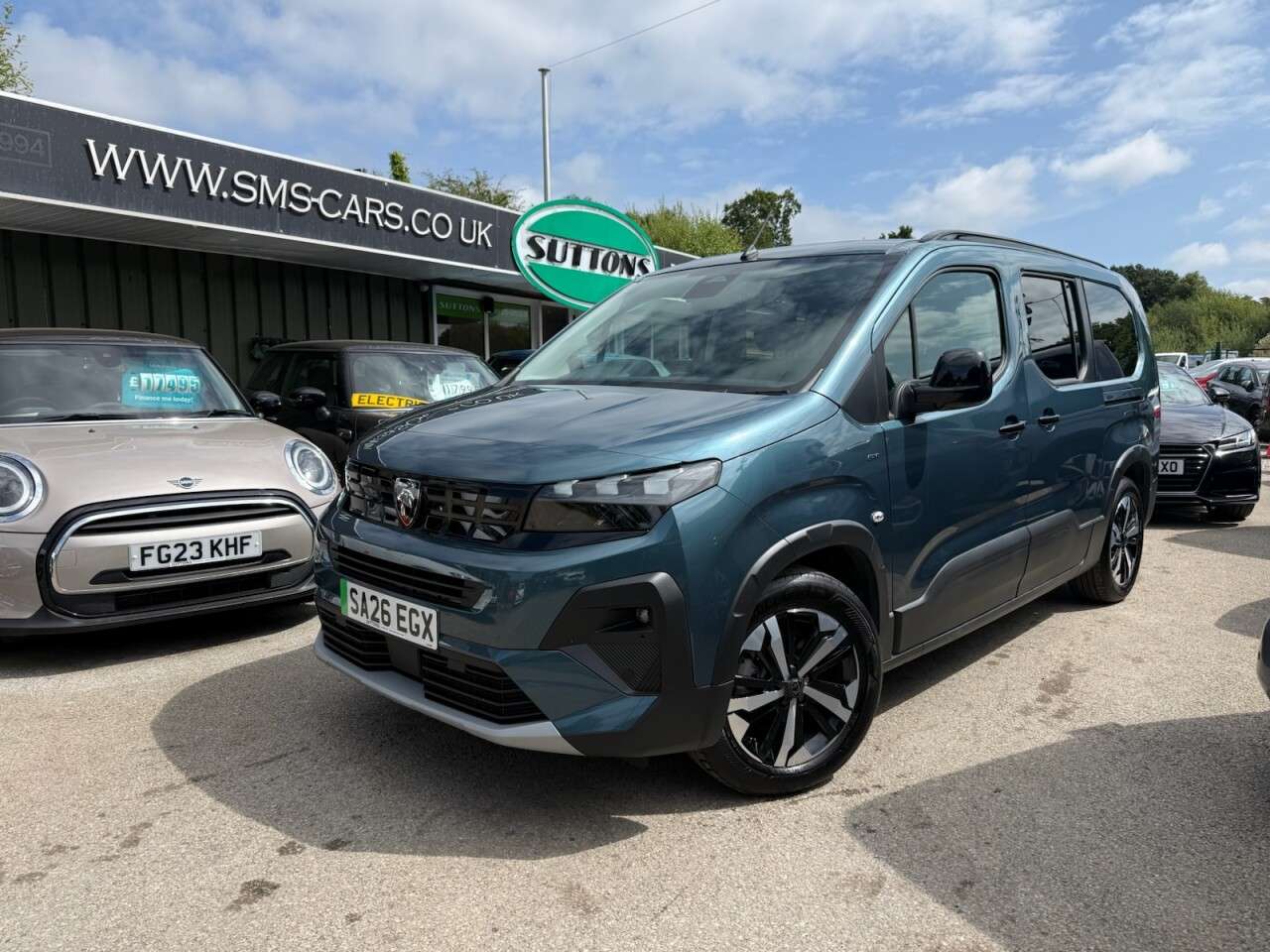 A 2026 PEUGEOT E-RIFTER 52kWh GT Long MPV 5dr Electric Auto (11kW Charger) (136 ps) MASSIVE SAVING A 2026 PEUGEOT E-RIFTER 52kWh GT Long MPV 5dr Electric Auto (11kW Charger) (136 ps) MASSIVE SAVING