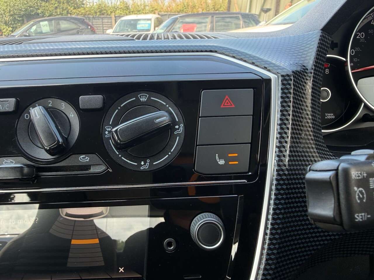 2019 VOLKSWAGEN UP! 2019 VOLKSWAGEN UP!