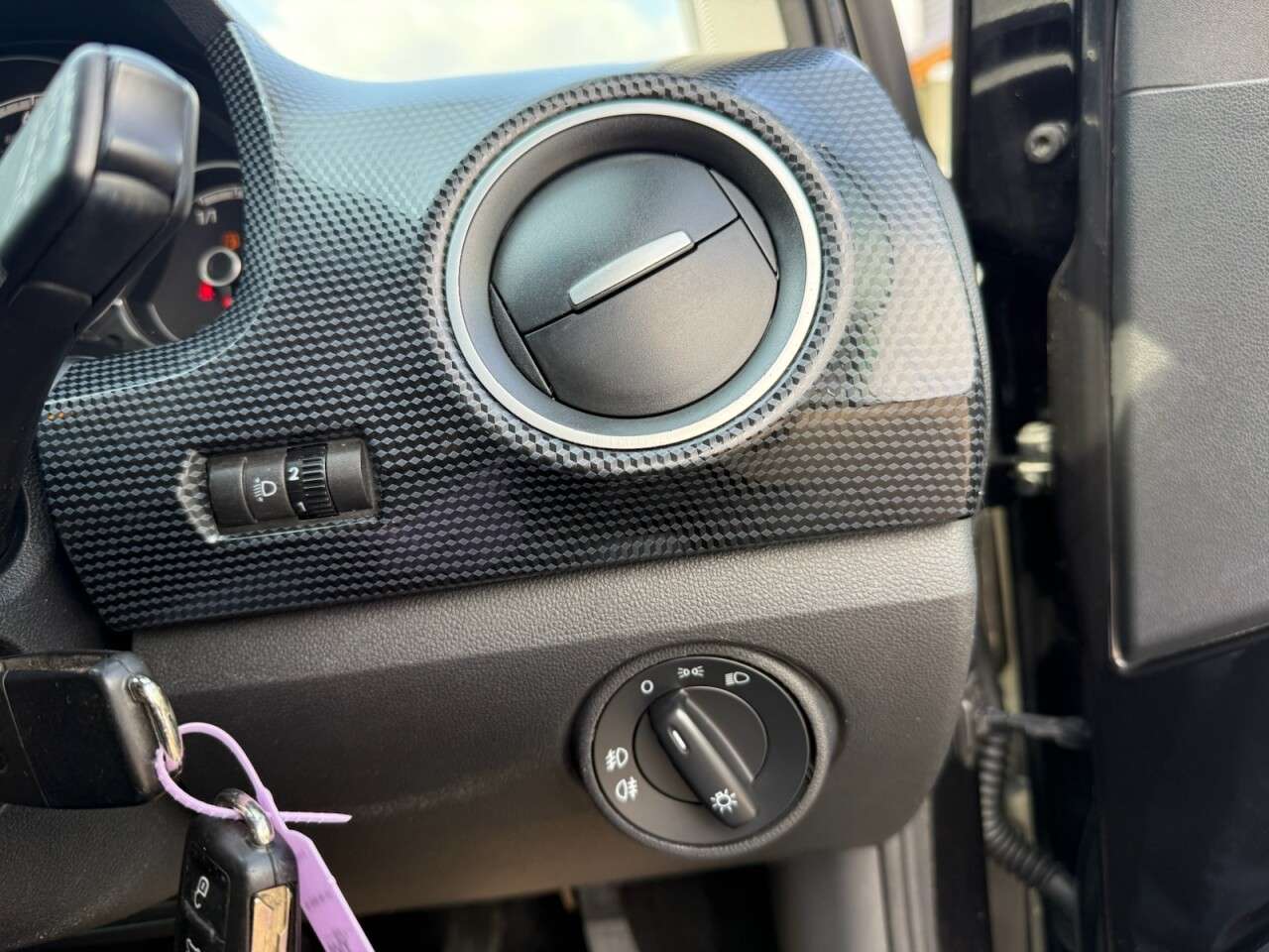 2019 VOLKSWAGEN UP! 2019 VOLKSWAGEN UP!