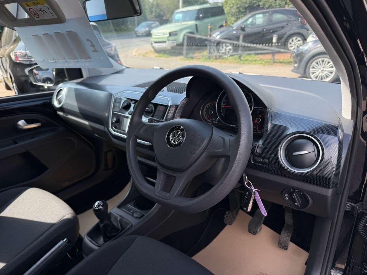 2019 VOLKSWAGEN UP! 2019 VOLKSWAGEN UP!