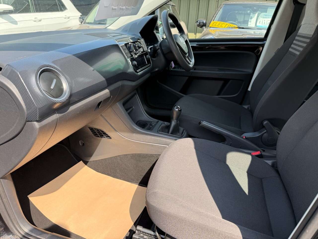 2019 VOLKSWAGEN UP! 2019 VOLKSWAGEN UP!