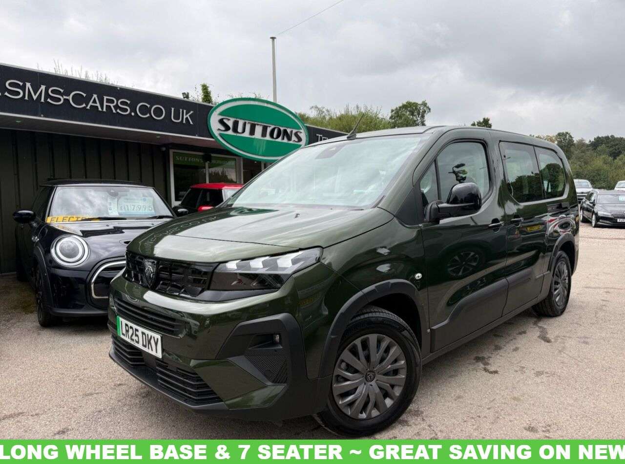 A 2025 PEUGEOT E-RIFTER 52kWh Allure Long MPV 5dr Electric Auto (11kW Charger) (136 ps) 7 SEATER & A 2025 PEUGEOT E-RIFTER 52kWh Allure Long MPV 5dr Electric Auto (11kW Charger) (136 ps) 7 SEATER &