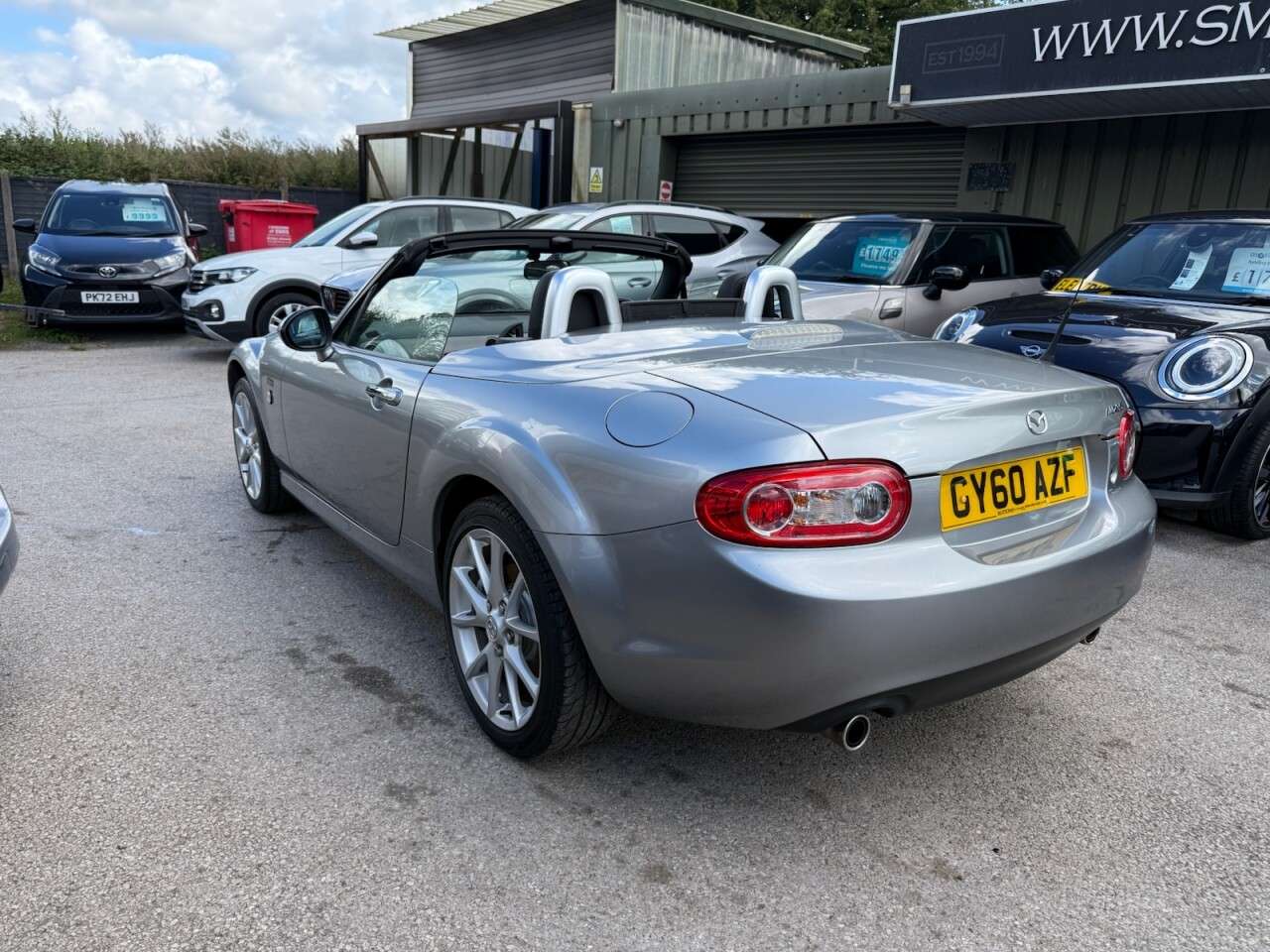 2010 MAZDA MX-5 2010 MAZDA MX-5
