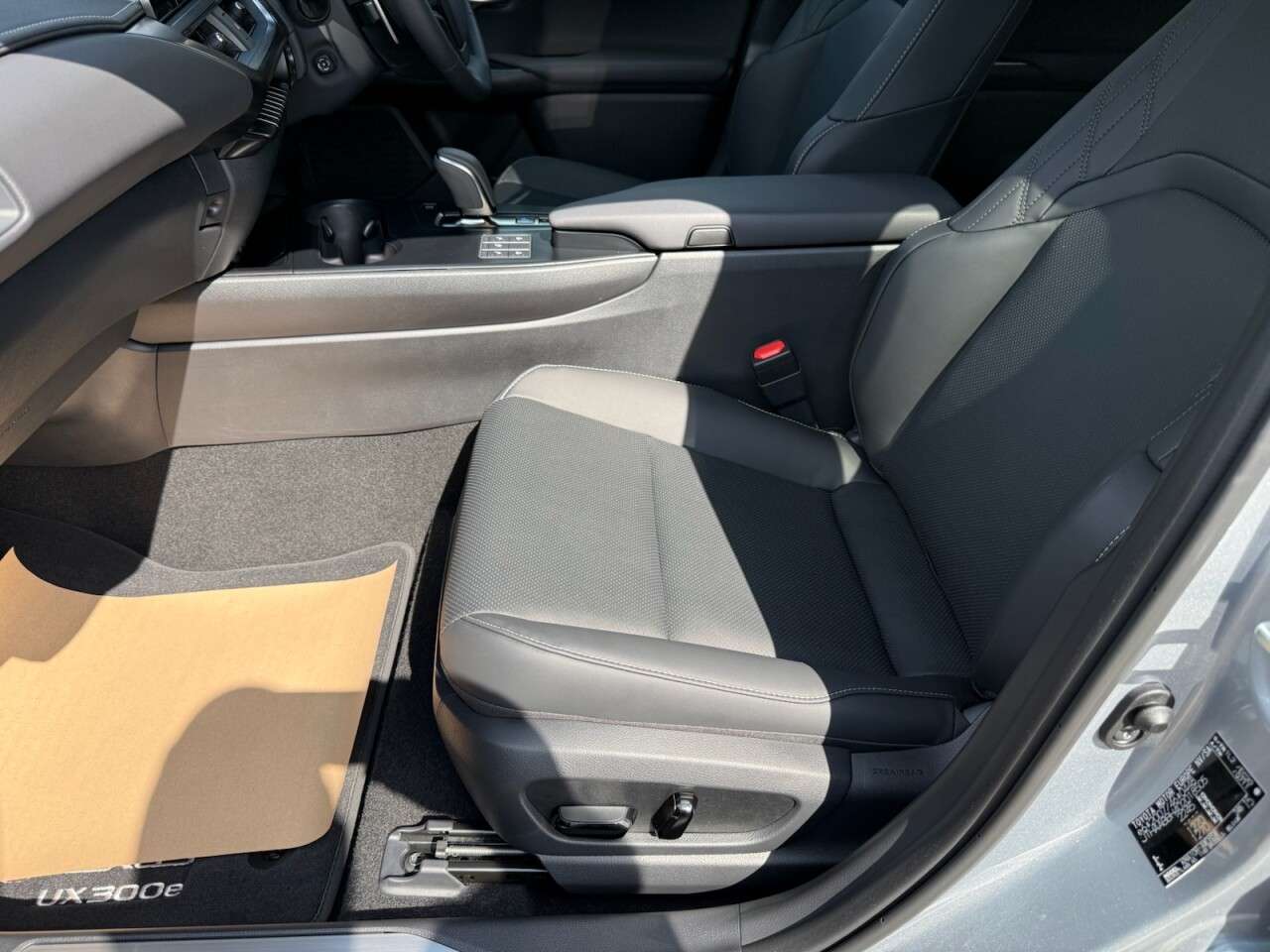 2026 LEXUS UX 2026 LEXUS UX