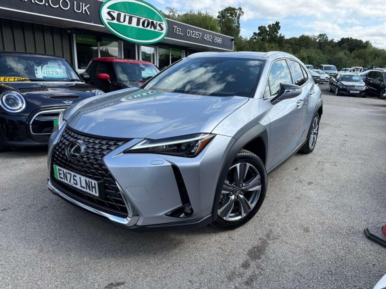 A 2026 LEXUS UX 300e 72.8kWh Premium Plus SUV 5dr Electric Auto (204 ps) FANTASTIC PREMIUM A 2026 LEXUS UX 300e 72.8kWh Premium Plus SUV 5dr Electric Auto (204 ps) FANTASTIC PREMIUM