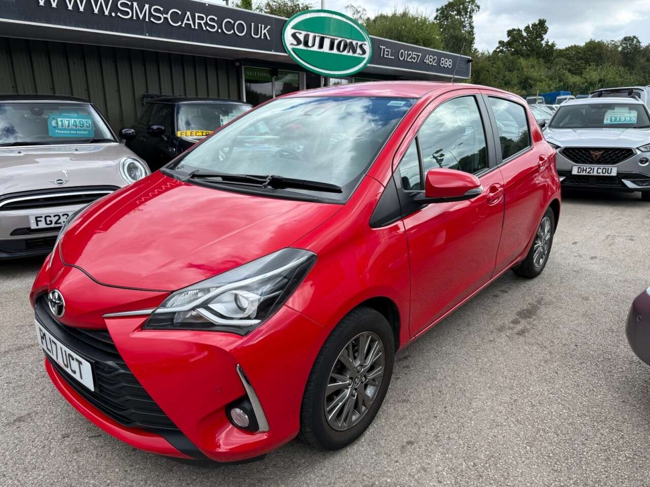 A 2017 TOYOTA YARIS 1.5 VVT-i Icon Tech Hatchback 5dr Petrol Manual Euro 6 (111 ps) HPI CLEAR, A 2017 TOYOTA YARIS 1.5 VVT-i Icon Tech Hatchback 5dr Petrol Manual Euro 6 (111 ps) HPI CLEAR,