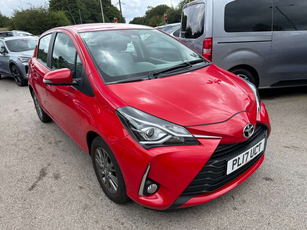 A 2017 TOYOTA YARIS 1.5 VVT-i Icon Tech Hatchback 5dr Petrol Manual Euro 6 (111 ps) HPI CLEAR, A 2017 TOYOTA YARIS 1.5 VVT-i Icon Tech Hatchback 5dr Petrol Manual Euro 6 (111 ps) HPI CLEAR,