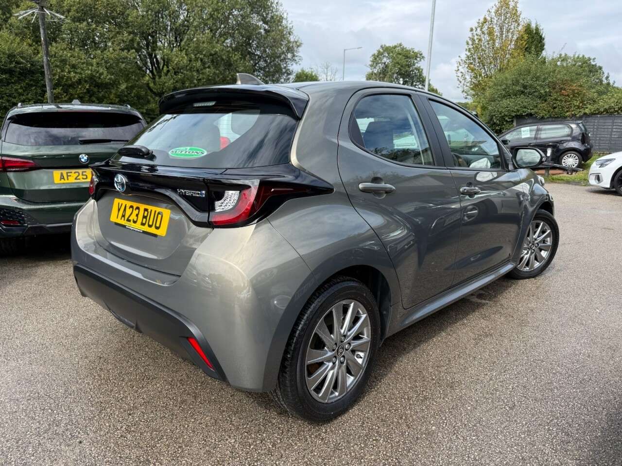 A 2023 TOYOTA YARIS 1.5 VVT-h Icon Hatchback 5dr Petrol Hybrid E-CVT Euro 6 (s/s) (116 ps) TOYO A 2023 TOYOTA YARIS 1.5 VVT-h Icon Hatchback 5dr Petrol Hybrid E-CVT Euro 6 (s/s) (116 ps) TOYO