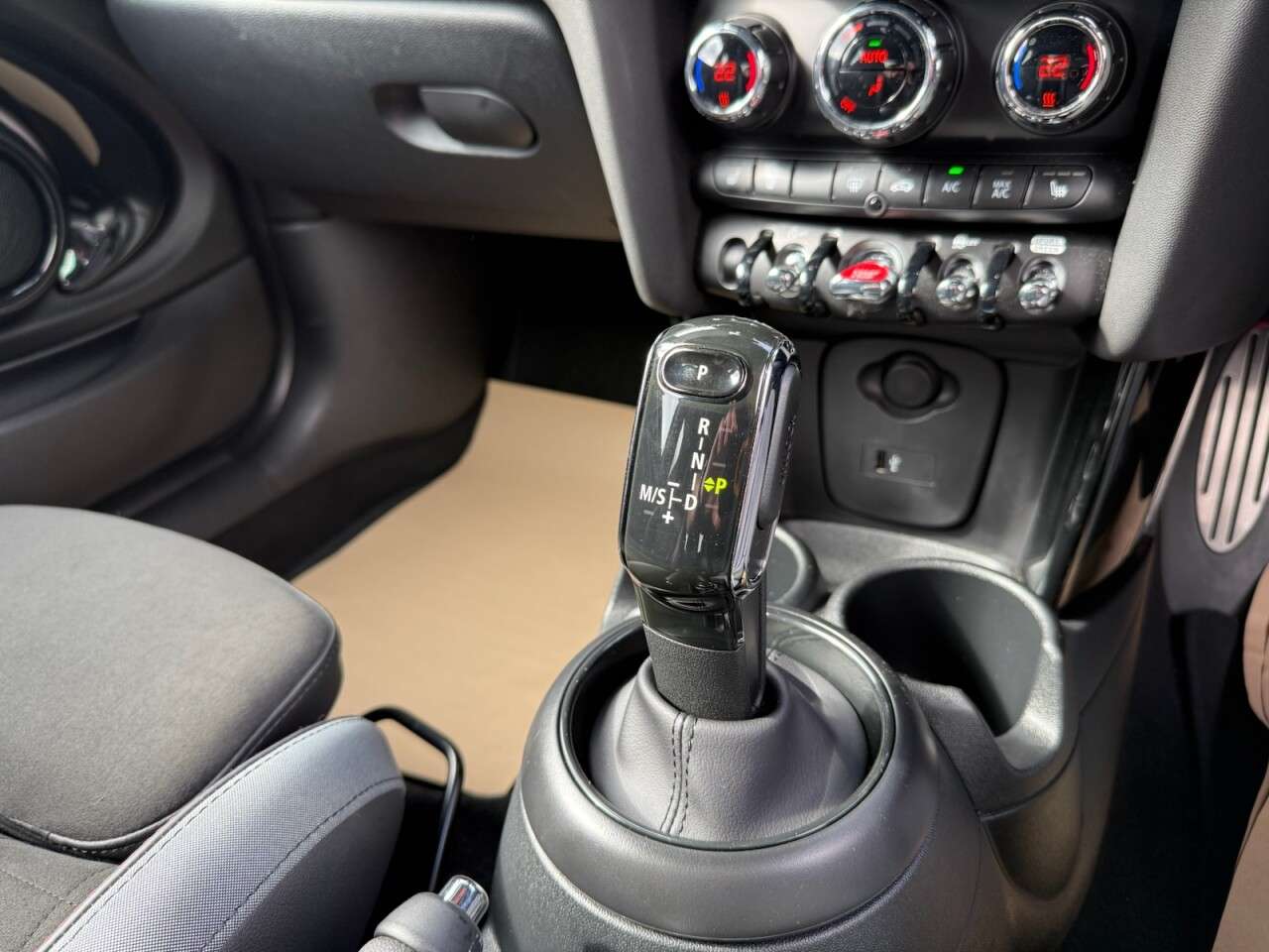 2024 MINI HATCH 2024 MINI HATCH