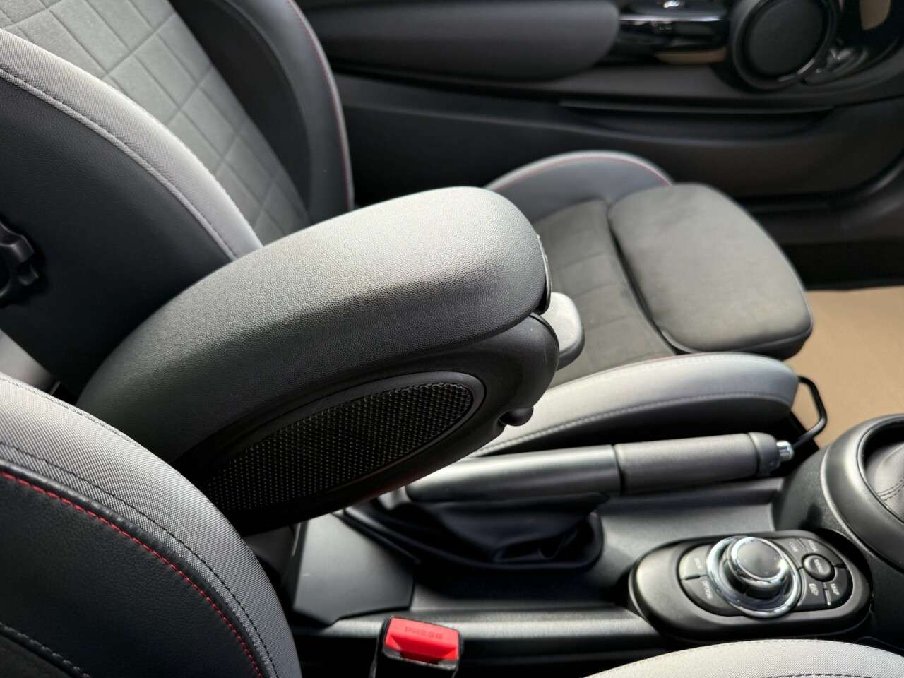 2024 MINI HATCH 2024 MINI HATCH