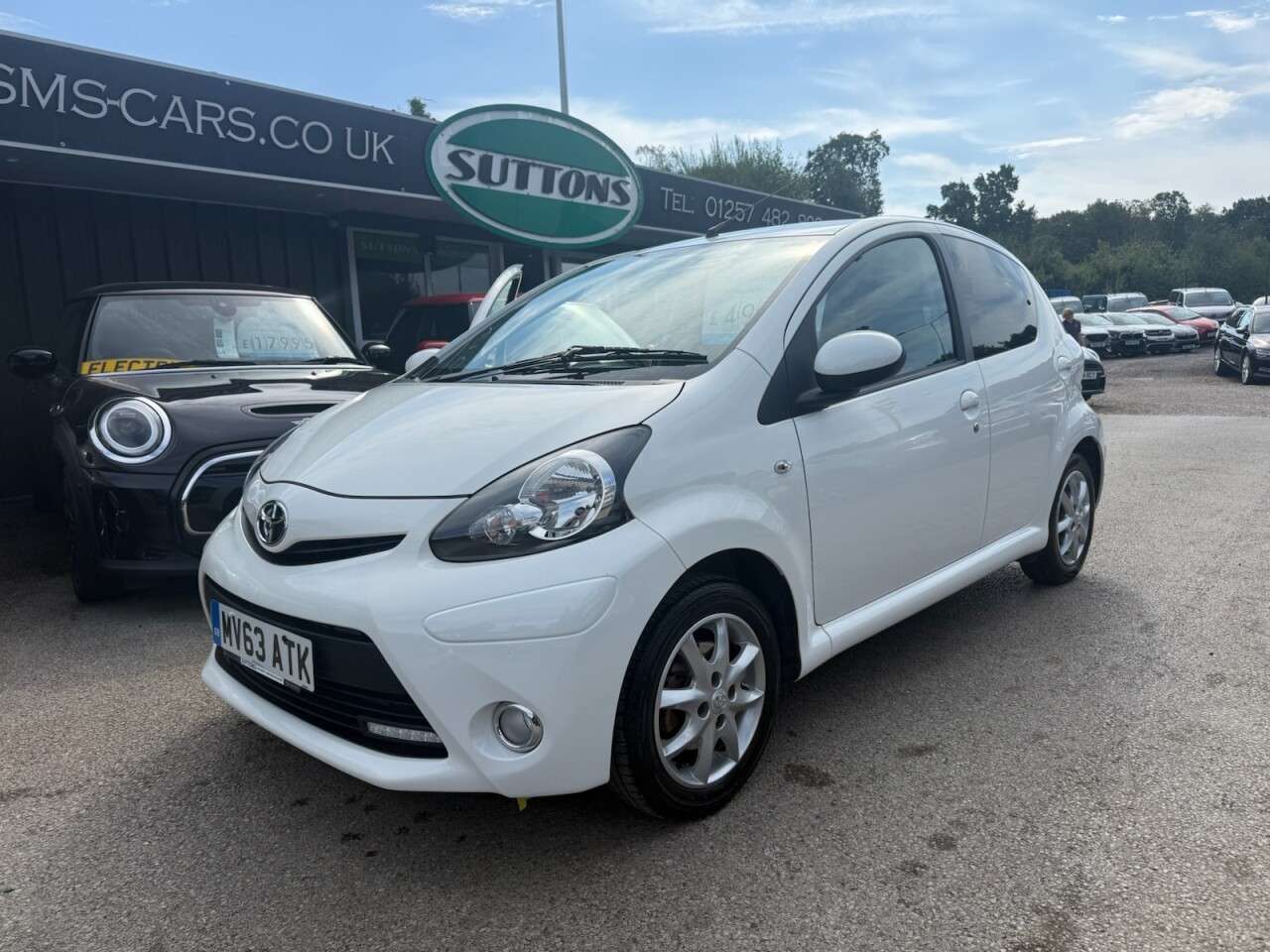A 2013 TOYOTA AYGO 1.0 VVT-i Mode Hatchback 5dr Petrol Manual Euro 5 (68 ps) £20 TAX & SERVICE A 2013 TOYOTA AYGO 1.0 VVT-i Mode Hatchback 5dr Petrol Manual Euro 5 (68 ps) £20 TAX & SERVICE