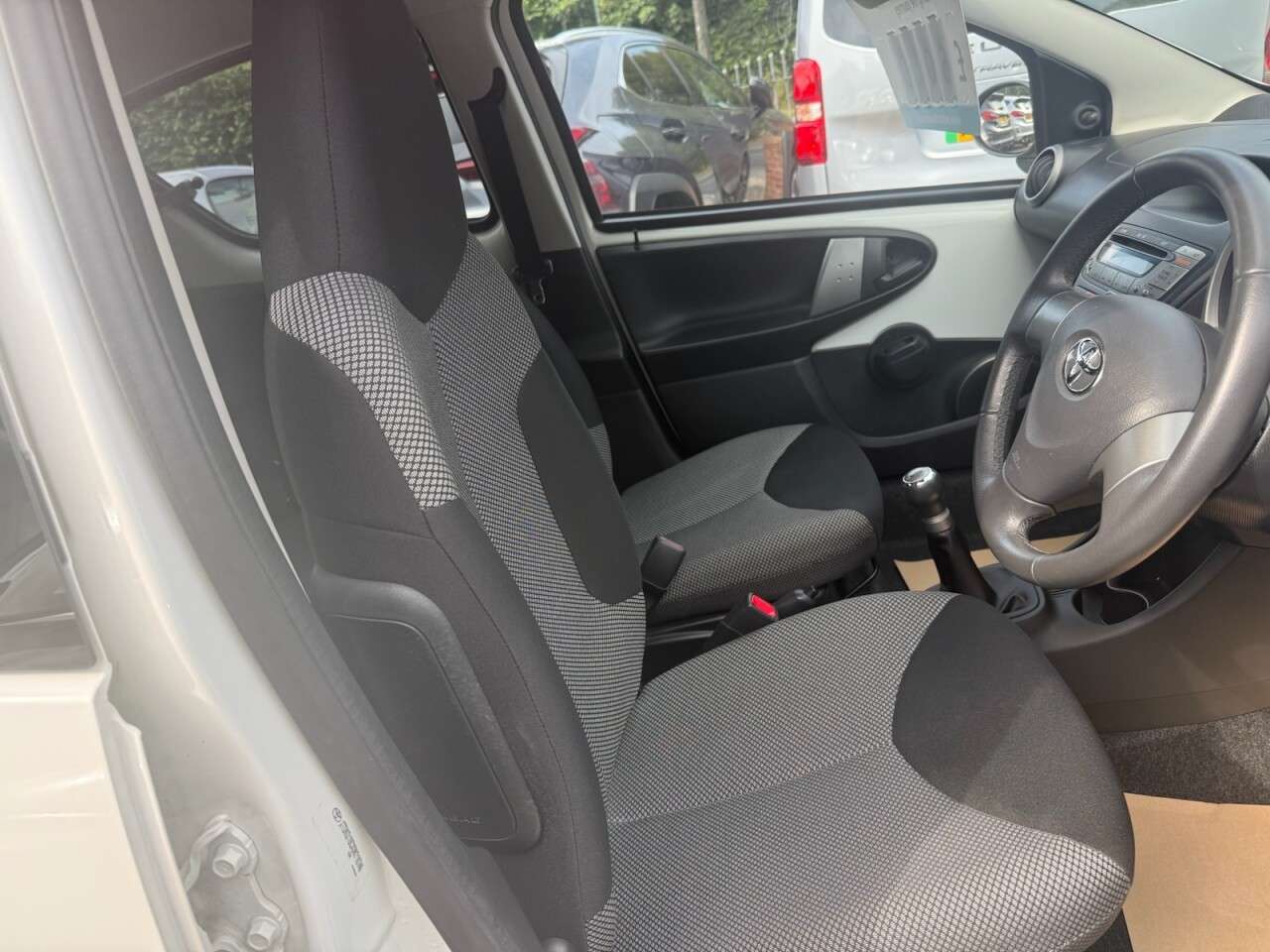 2013 TOYOTA AYGO 2013 TOYOTA AYGO
