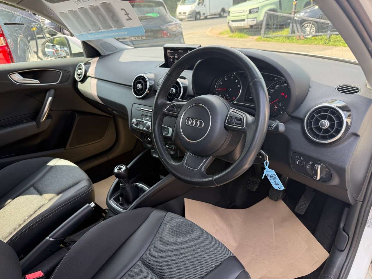 2017 AUDI A1 2017 AUDI A1