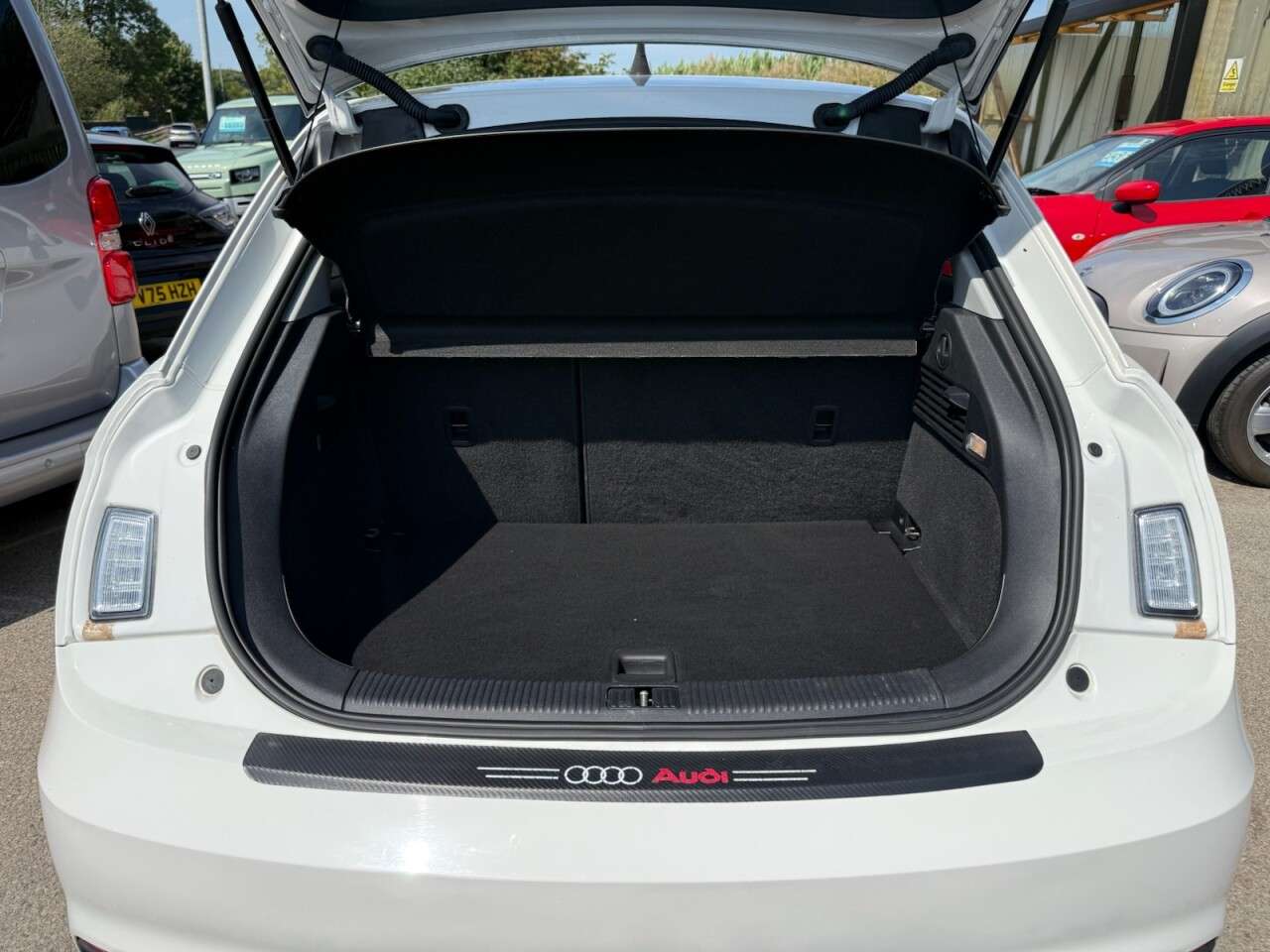 2017 AUDI A1 2017 AUDI A1