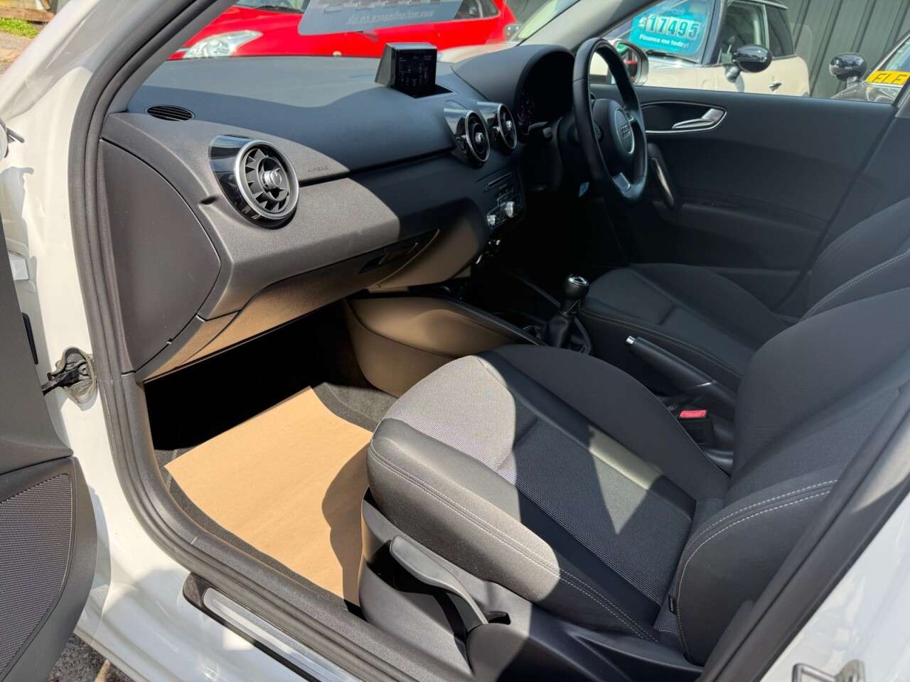 2017 AUDI A1 2017 AUDI A1